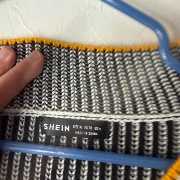 V Neck Striped Knit Sweater Women Size M Black White Cute Preppy Academia - Picture 2 of 8